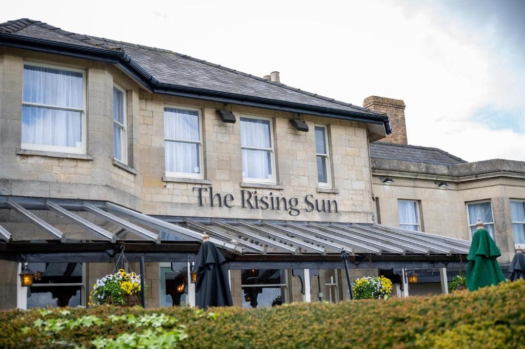Rising Sun Hotel – image 1