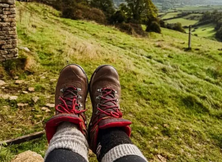 Read her <a href="https://heleneinbetween.com/2026/01/walking-the-cotswold-way-full-guide-everything-you-need-to-know.html" target="_blank">Costwold Way post</a>