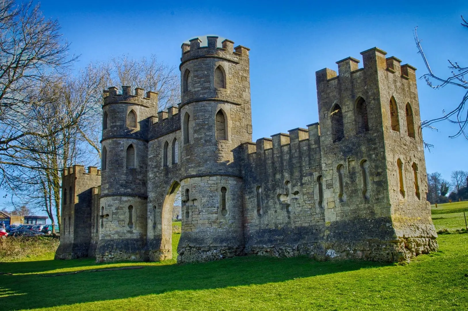 Sham Castle folly on Bathwick Hill above Bath Sham Castle folly on Bathwick Hill above Bath